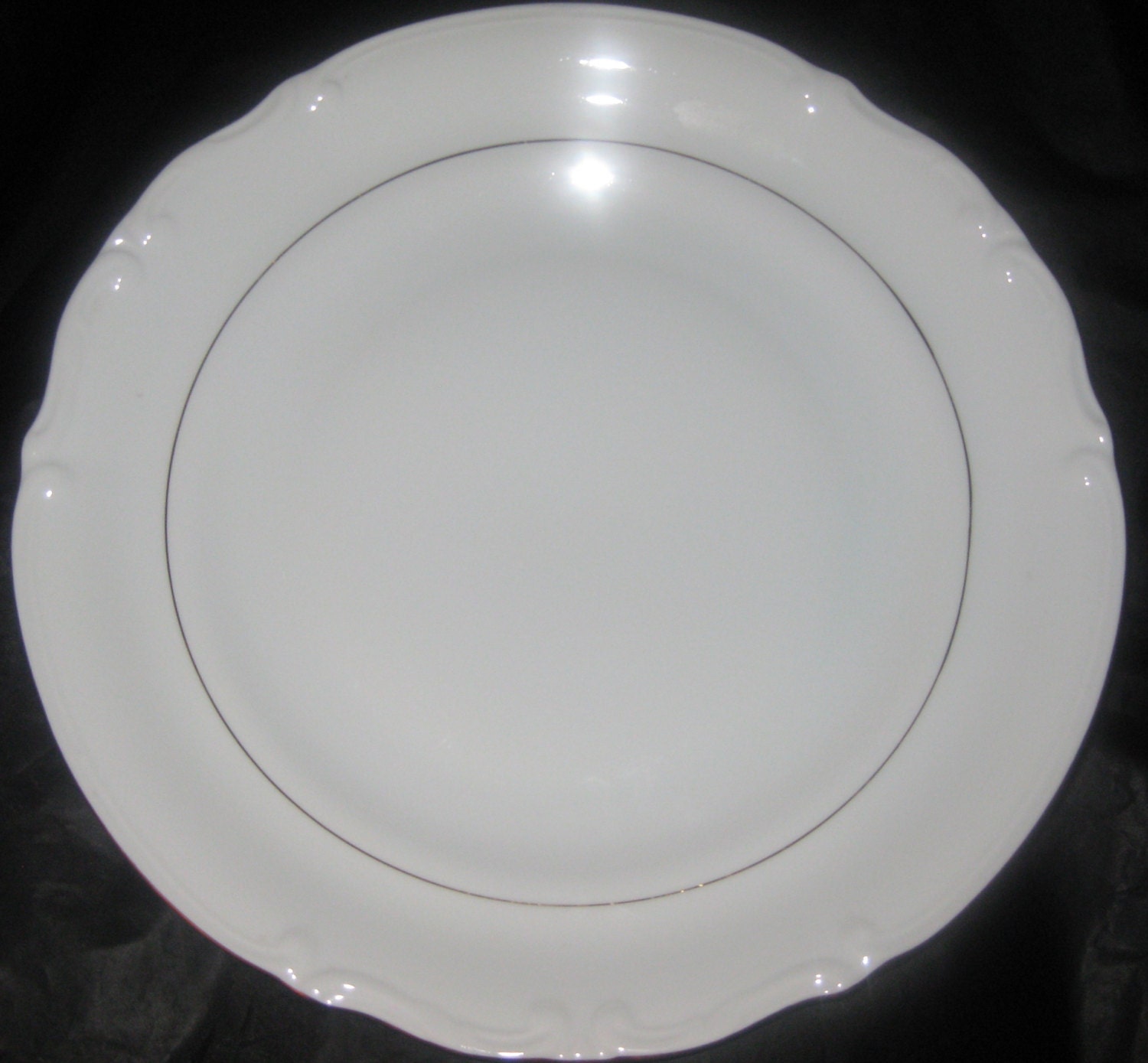 CHODZIEZ Made in Poland Serving Platter White with Gold Trim