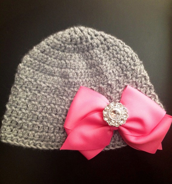 Items similar to Baby girl crochet hat with bow on Etsy