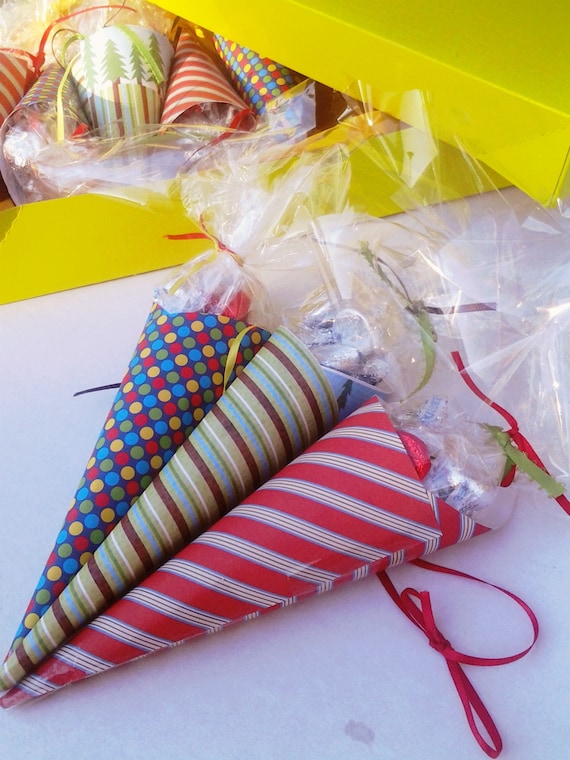 Items similar to Holiday Candy Paper Cone Party Favors on Etsy