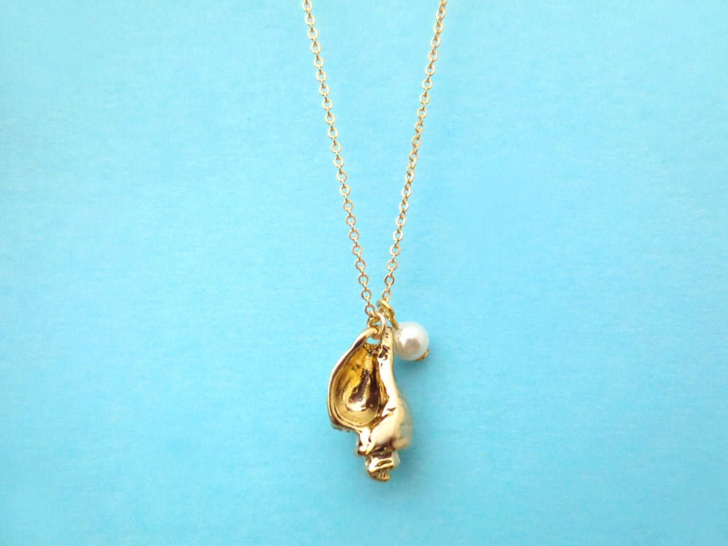 Conch Shell White Pearl Gold Silver Necklace Mermaid