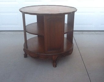 Sale: Vintage French Provincial Coffee / Side table / Nightstand / End Table