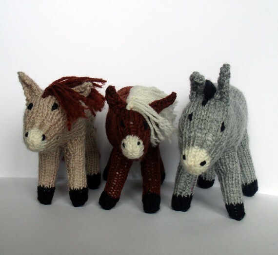 Items similar to Wooley Stables Knitted horses (set of 3) Hand