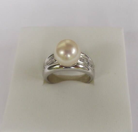 Round pearl ring 925 silver by PearlTreasures on Etsy