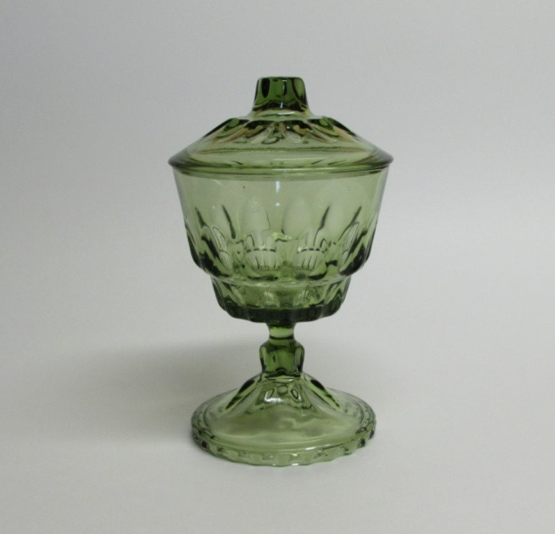Green Glass Pedestal Candy Dish on Pedestal with Lid Trinket