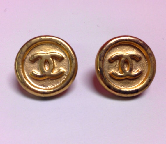 CHANEL Logo Vintage Button Earrings Gold