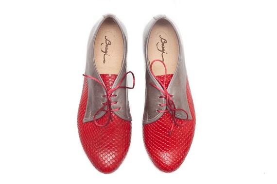 Red Leather Shoes Red Oxford Shoes Close Shoes Flat by BangiShop