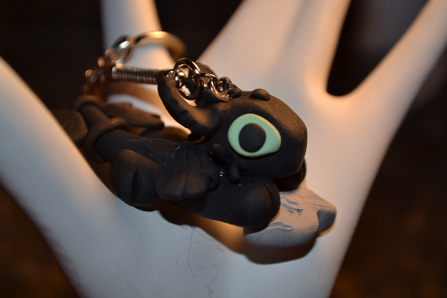 Toothless Keychain by ArtistInspirations on Etsy