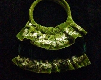 green bag ruffles