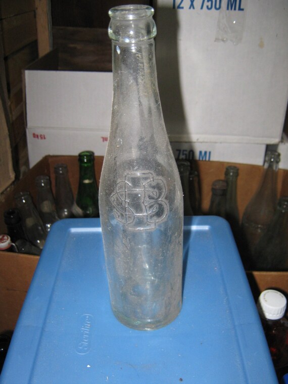 ClevelandSandusky Brewing Corp. beer bottle circa 1930's