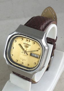 ... VINTAGE SEIKO 5 Automatic 17J Japan 7009-529 Running Watch D&D@3#w1268