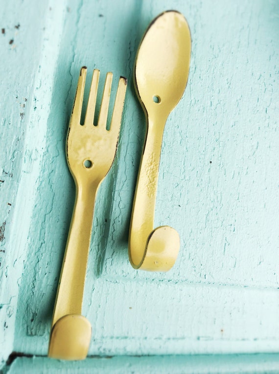 Spoon and Fork Wall Hook Set Metal Kitchen Decor Retro