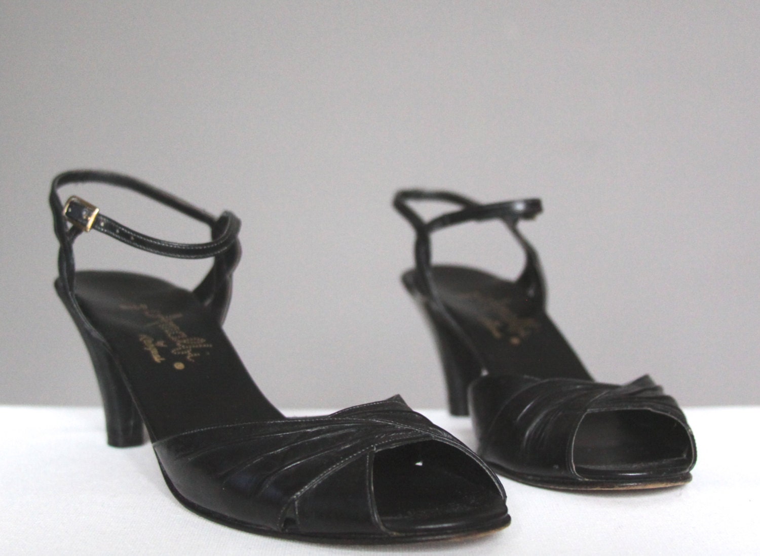 1970’s black sandals size 41