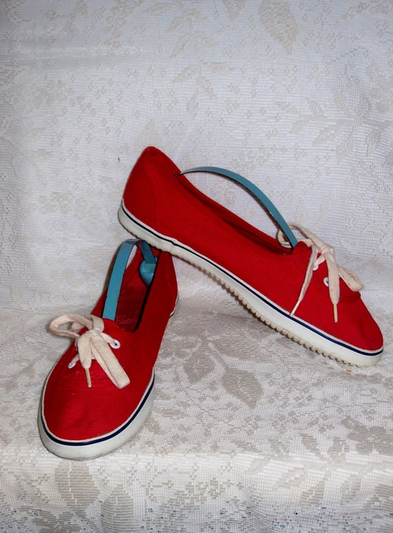 Vintage Red Canvas Tennis Shoes Deck Shoes by Get Noticed Size