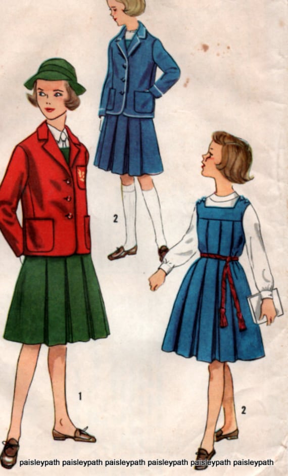 Vintage 1960s Girls Pleated Tunic School Uniform Sewing