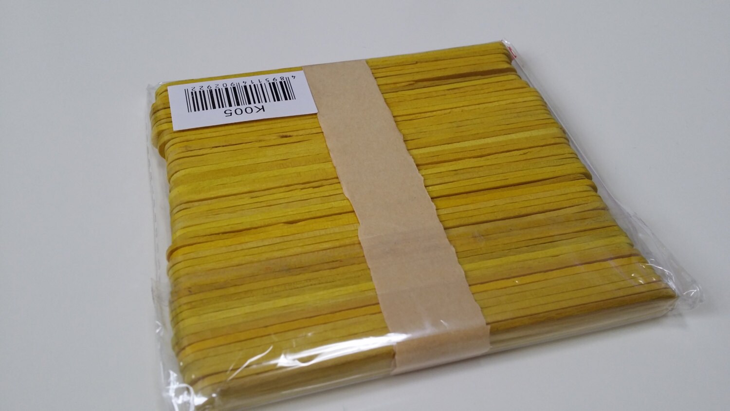 Popsicle wood sticks 50pcs YELLOW color for different