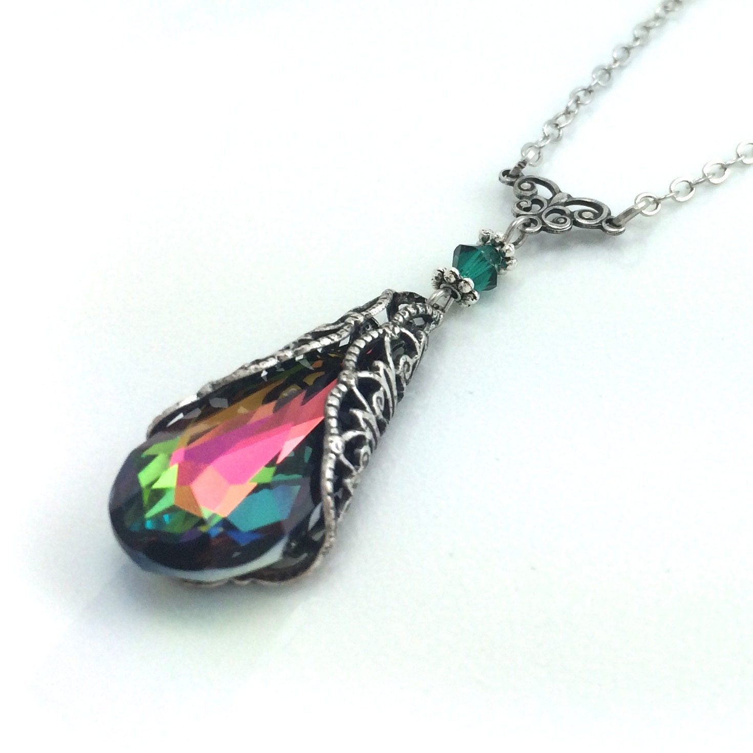 Silver Veni Vidi Vici Necklace | Vincero Collective