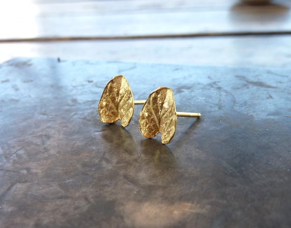 thumbnail image 2 of 9ct Gold Andralok Two Leaf Diamond Cut Stud Earrings - Perfect Mum's Gift In Box 2 of 4