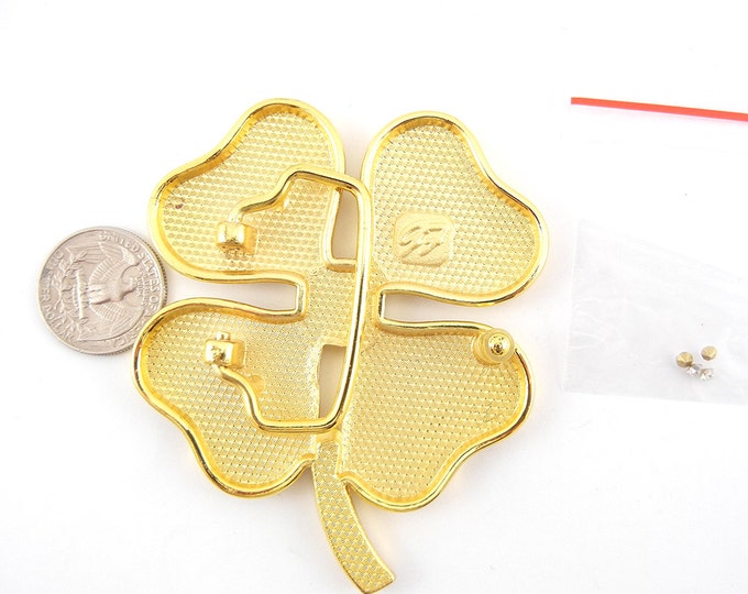 Large Gold-tone Four Leaf Clover Belt Buckle