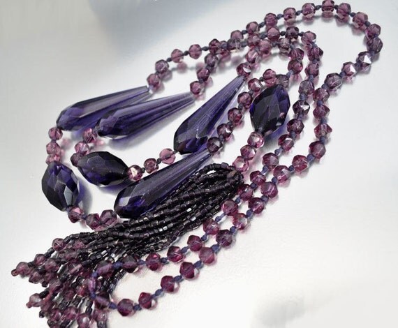 Vintage Purple Glass Bead Art Deco Necklace Sautoir by boylerpf