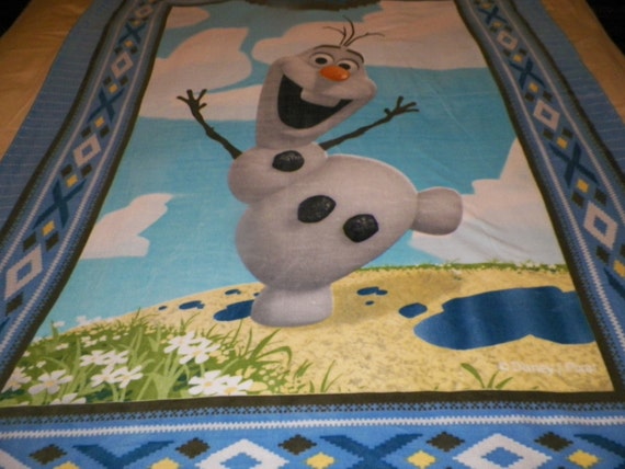 Disney Frozen Fleece Throw Blanket OLAF