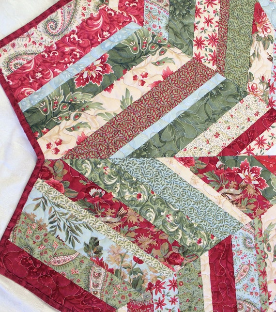 christmas tree skirt quilt moda sentiments by quiltsewpieceful christmas tree skirt quilt moda sentiments by quiltsewpieceful