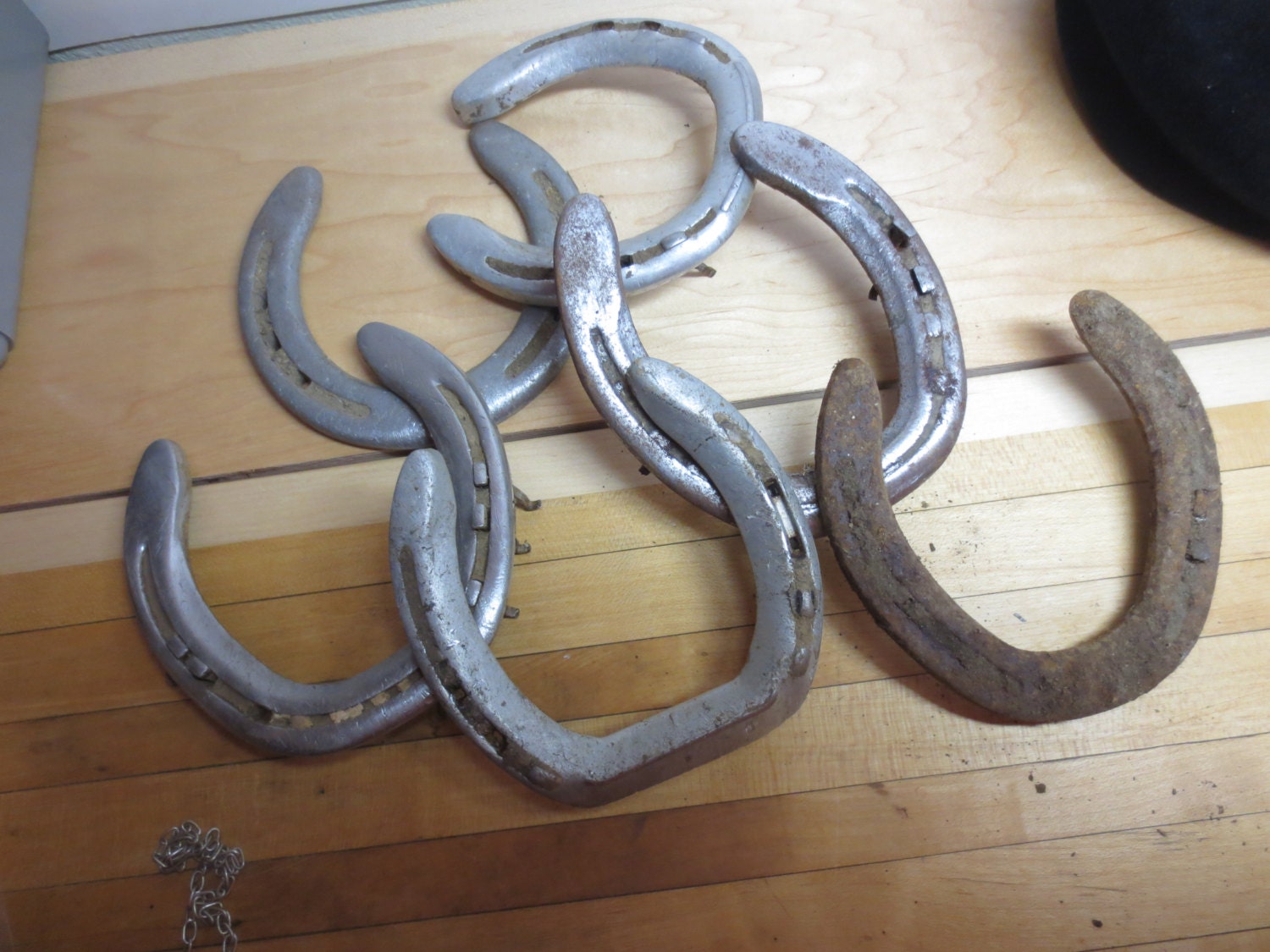 Vintage Rusty Horseshoe Steel Horseshoe Aluminum Horseshoes