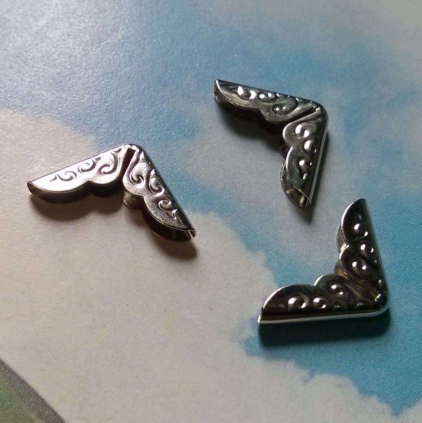 10 decorative collar points collar tips silver tone 14mm