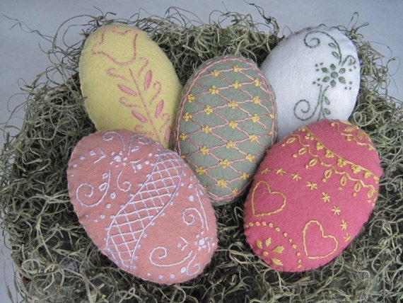 Easter Egg Bowl Fillers (Wool felt embroidered)