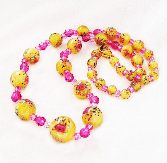 Glass Bead Necklace Pink & Yellow by AgedandOpulentJewels