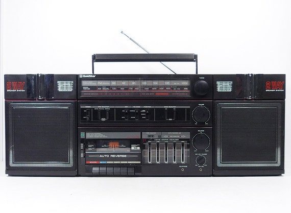 Vintage BIG 80's Goldstar boombox GHETTO BLASTER tsr-981