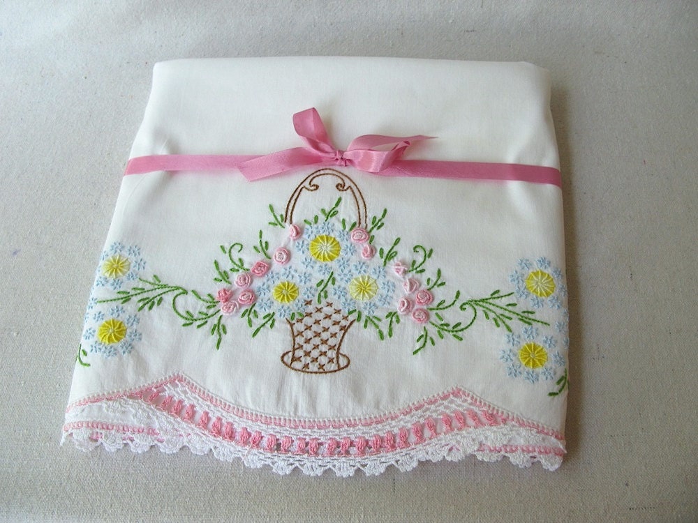 Vintage Embroidered Pillowcases by PassedBy on Etsy