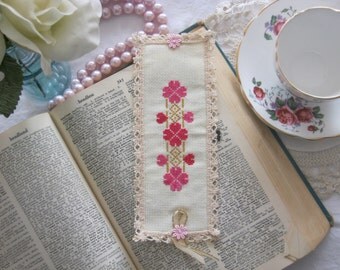 Victorian Lace Clover Cross Stitch Book Marker
