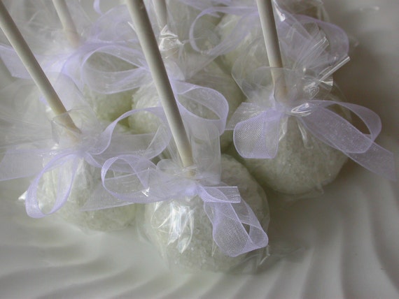 Snowball Winter White Wedding Cake Pops - 36 Bridal Shower, Baby Shower, Rehearsal Dinner, Edible Party Favors Il_570xn