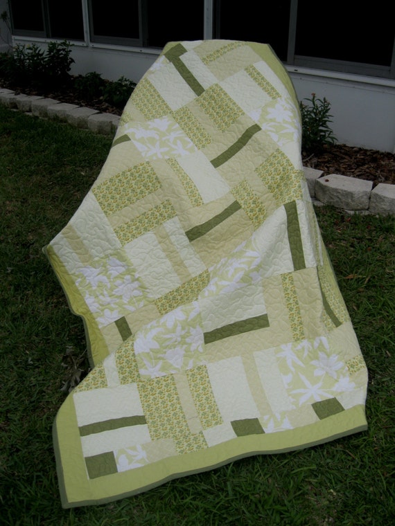 Lap Quilt Celadine/Celery Green 49 x 72