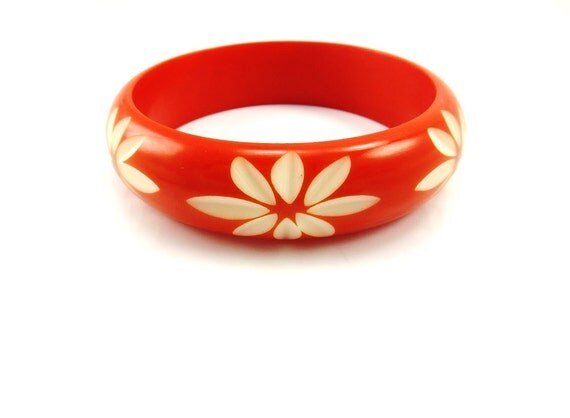 Vintage Carved Red Celluloid Bangle Bracelet Early Plastic 1940s Costume Jewelry