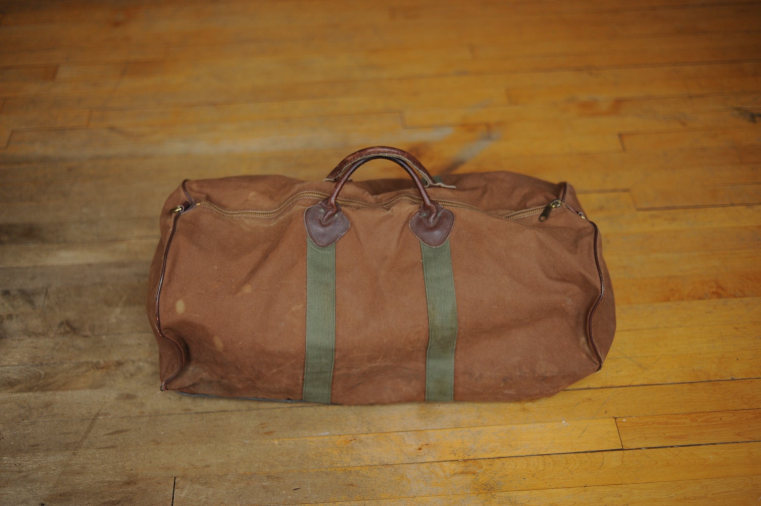 Vintage Ll Bean Canvas And Leather Large Duffle Bag 8183