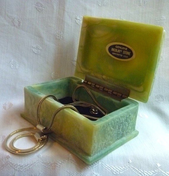 Incolay Stone Trinket Box Ladies Vanity Jewelry Box Green