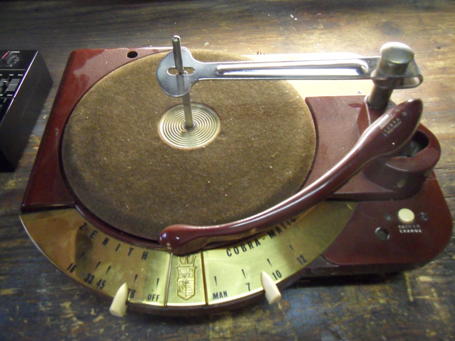 1953 Zenith Cobramatic Turntable worlds first automatic