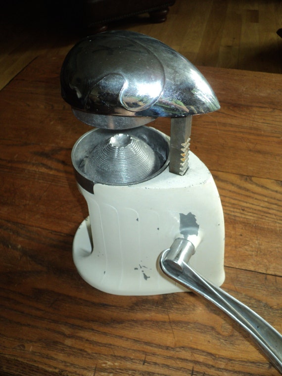 Vintage JUICEOMAT Citrus Juice Press Genuine Authentic Cast