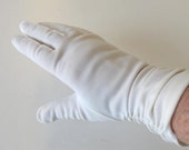 Vintage Dress White Gloves, Wedding, Women's accessory, Woman's Accessory, Circa 50's