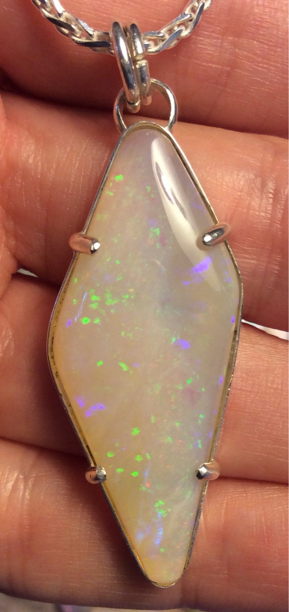 Gorgeous Brazilian Crystal Gem Opal in Sterling Silver Pendant & Chain