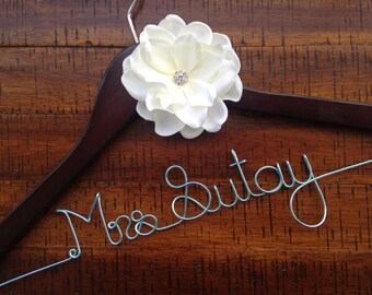 Bride Hanger, Bridal Hanger, Personalized Wedding Hanger, Bridesmaid Hangers, Bride Gift, Bridal Shower Gift, Engagement, Wedding Photo Prop