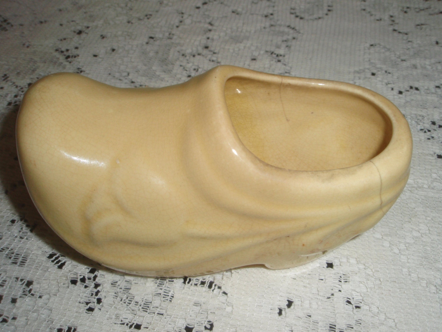Vintage Dutch Shoe planter with embossed tulip Retro Yellow