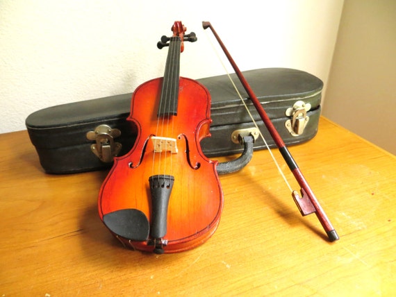 miniature toy violin