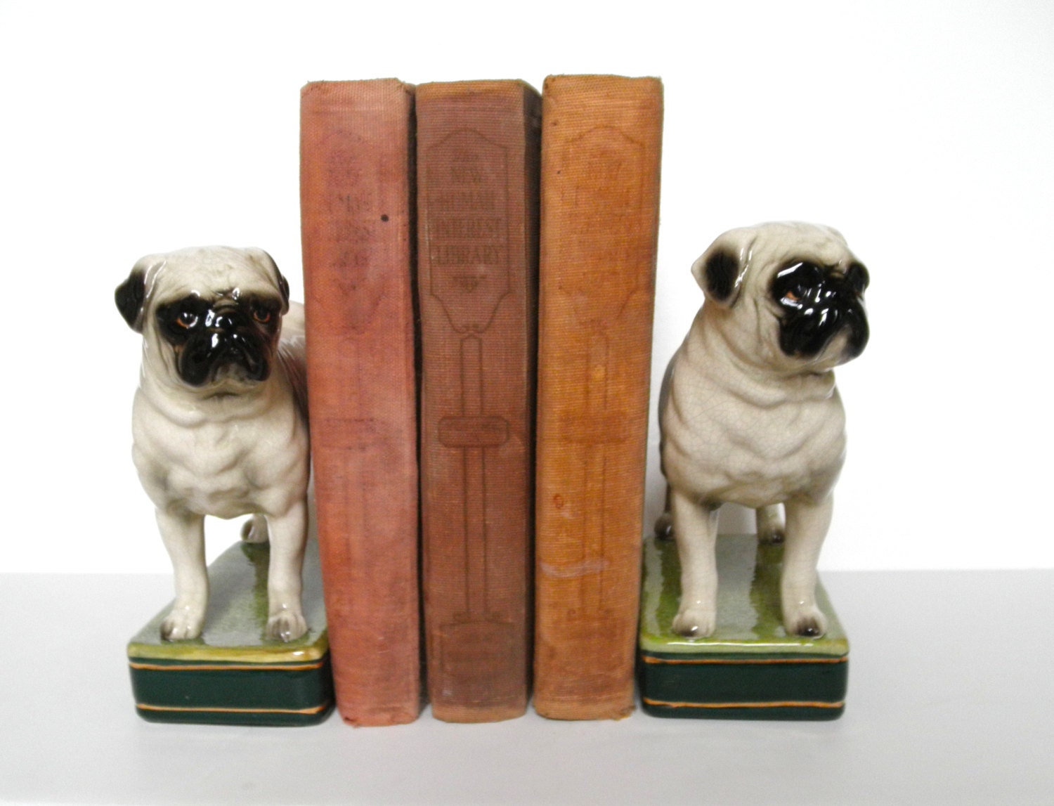 Takahashi pug bookends