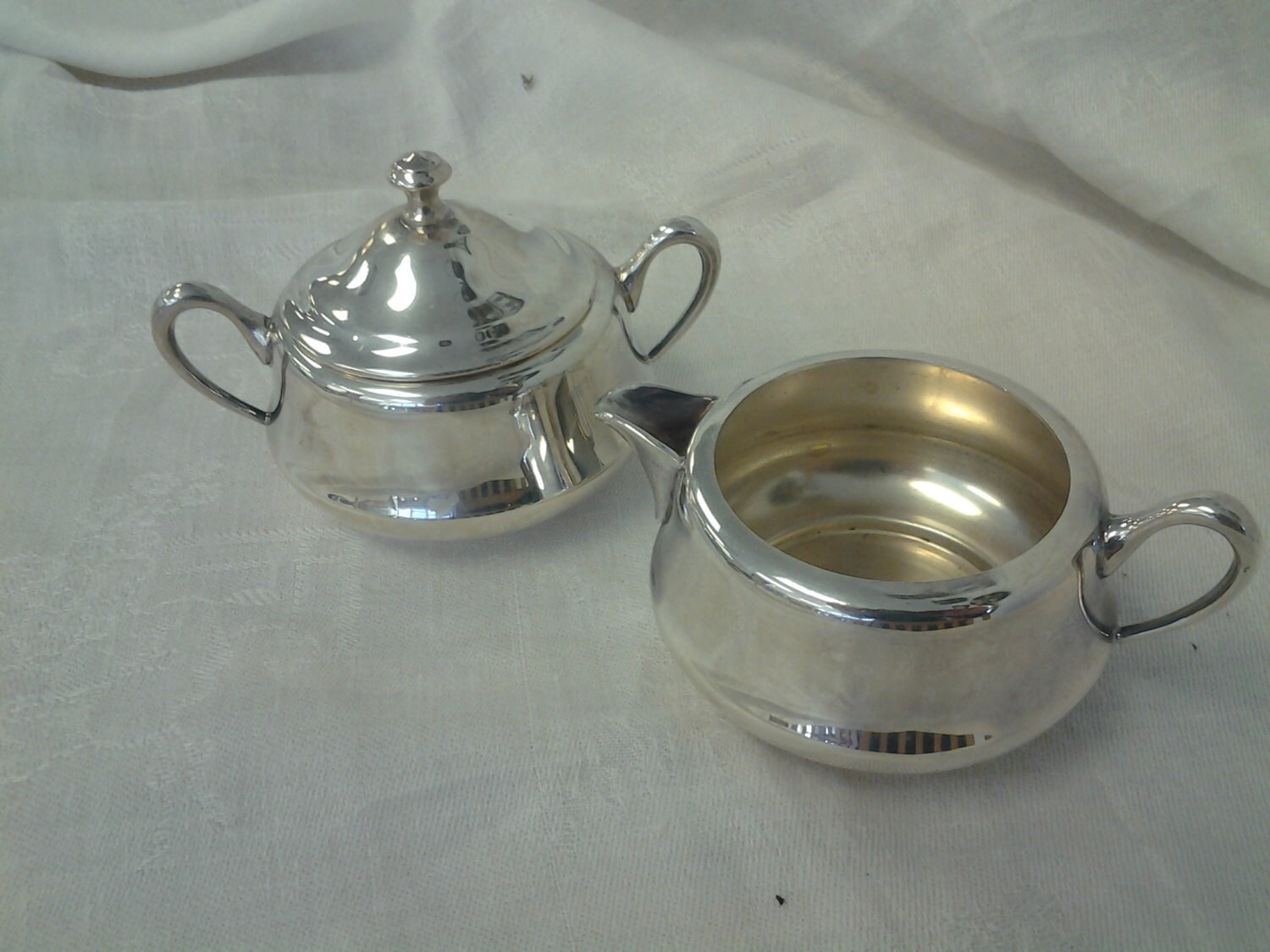 Crescent Silver Plate Creamer and Sugar Set 52 P