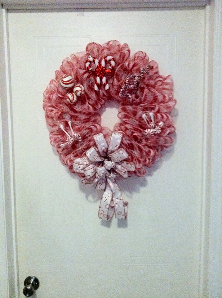 Candy Cane Wreath