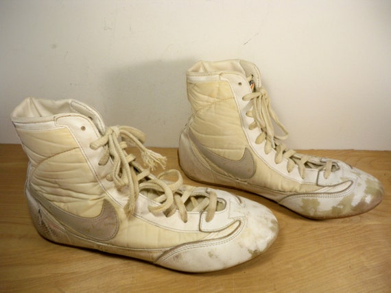 Vintage 1980 Nike Made in Taiwan High Top Sneaker Kicks White