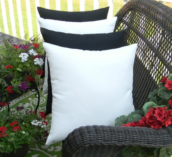 Set of 4 20 Indoor / Outdoor Decorative Throw Pillows