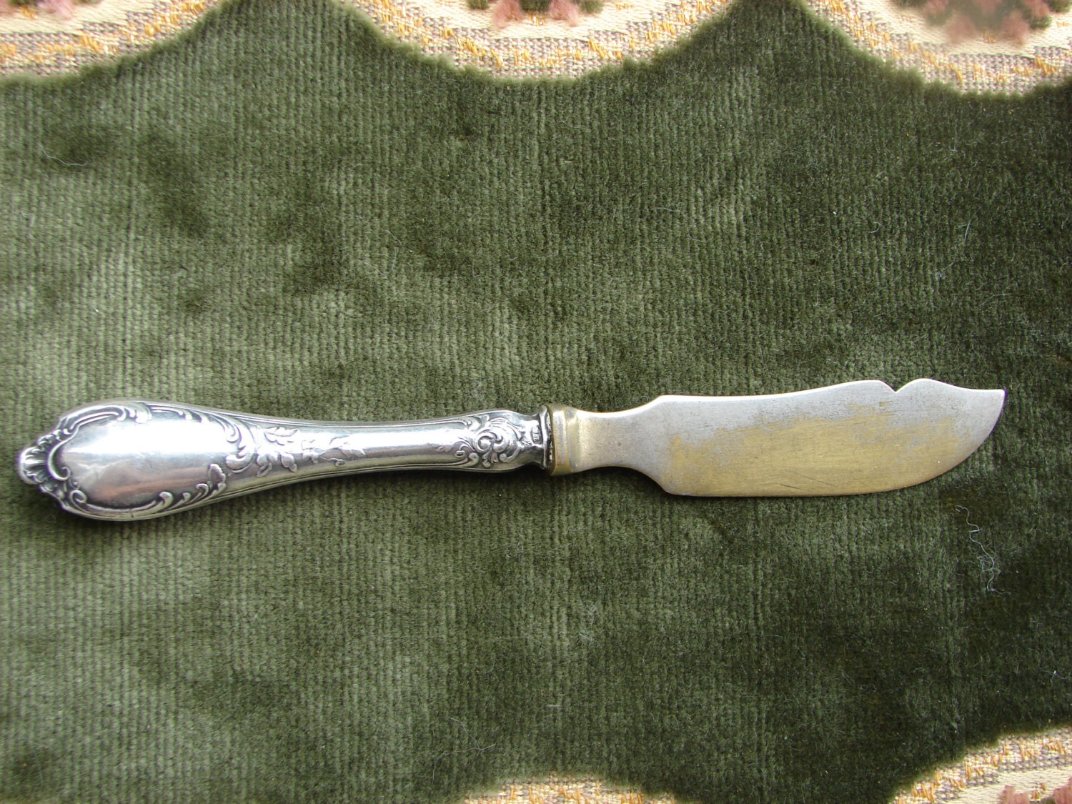 Antique Solid Silver 875 hallmarked Handle serving knife with brass